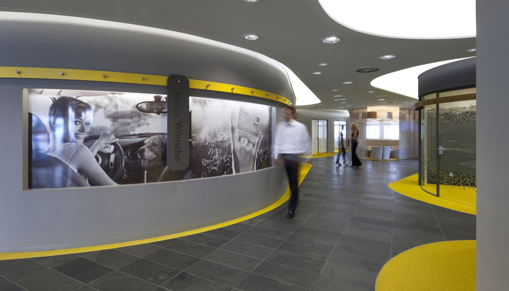 Filialkonzept von bkp für die Raiffeisenbank in Bludenz im Corporate Design