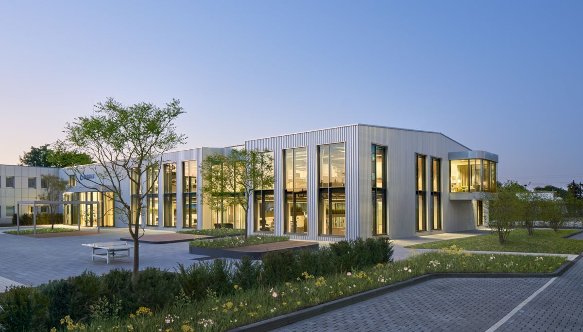 Büroplanung beinhaltet professionelle Architektur und Innenarchitektur: New Work bei der BYK in Wesel
